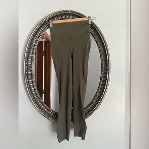 Lululemon Crop Leggings‎